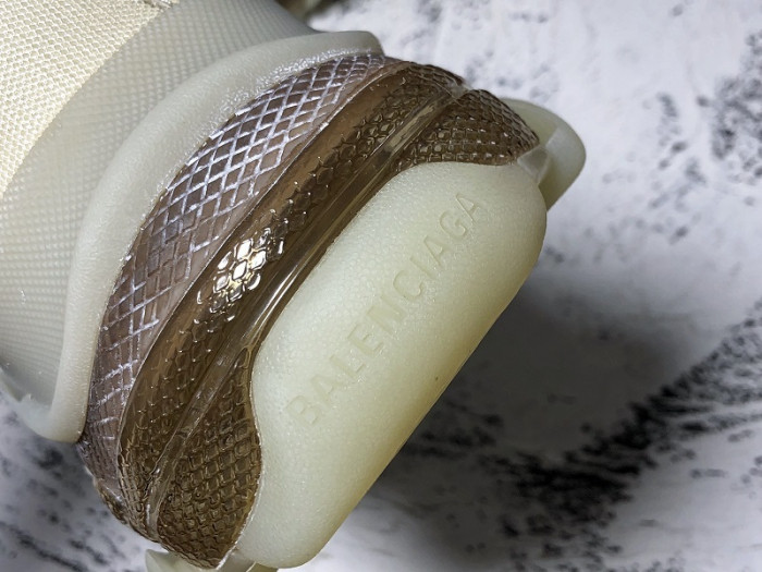 bl triple s trainers clear sole gold and white 541624 w09o1 9005