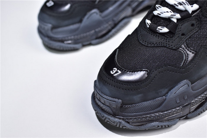 bl triple s trainer 