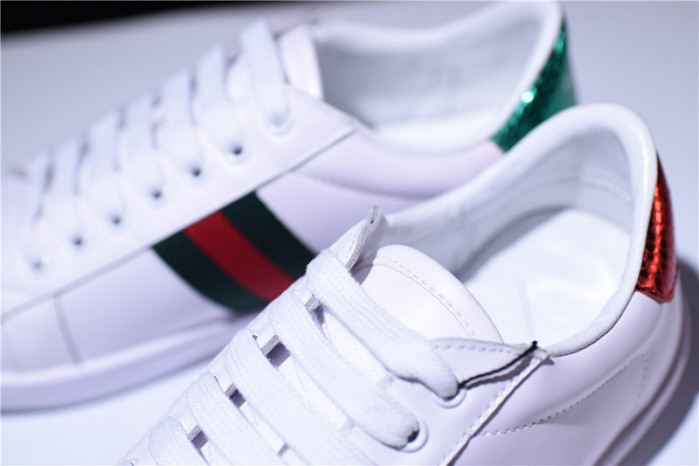 gc ace embroidered low-top sneaker white with bee
